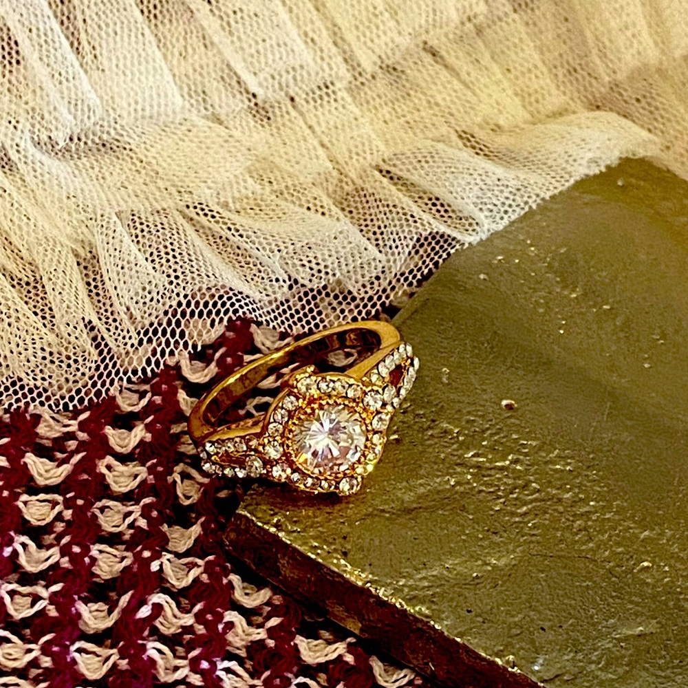 New! Rose Gold Diamond Ring - Picture 2 of 8